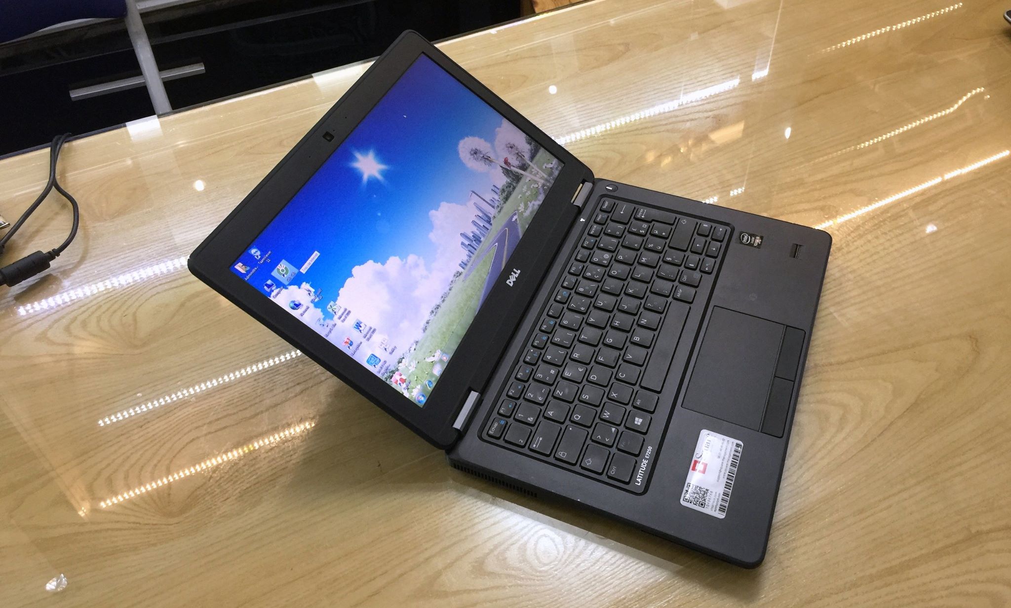 Laptop Ultrabook Dell Latitude E7250 -9.jpg